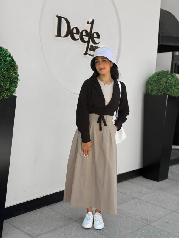 شومیز کراپ جلو گره زنانه لینن به رنگ مشکی - پوشاک تابستانه کیلیک