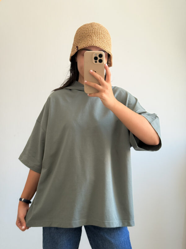 تیشرت باکسی کلاه‌دار زنانه - کیلیک