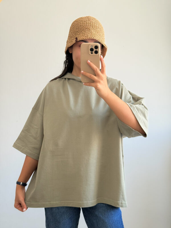 تیشرت باکسی کلاه‌دار زنانه - کیلیک