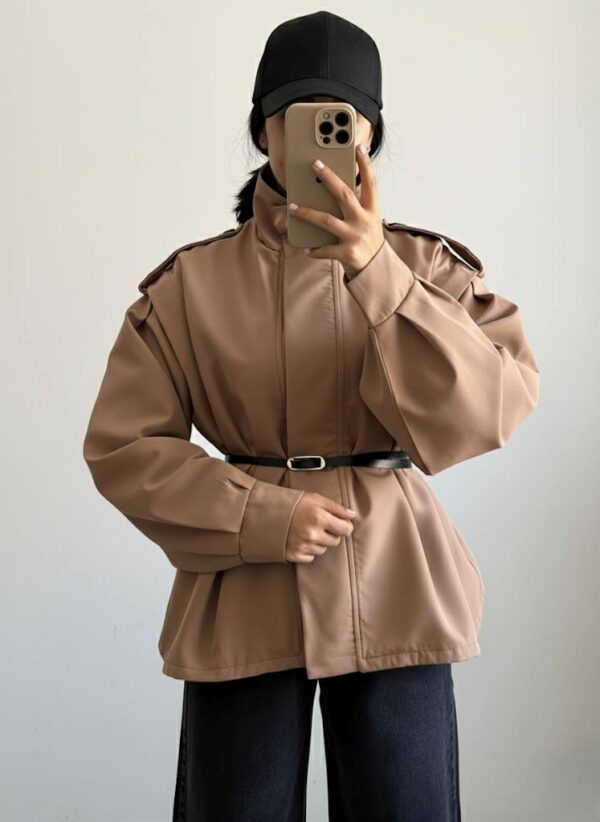 کت بارونی - جزئیات کمربند قابل تنظیم - کیلیک مشهد