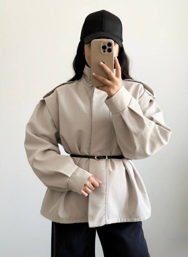 بارونی پاییزی - جزئیات جیب و دکمه - کیلیک