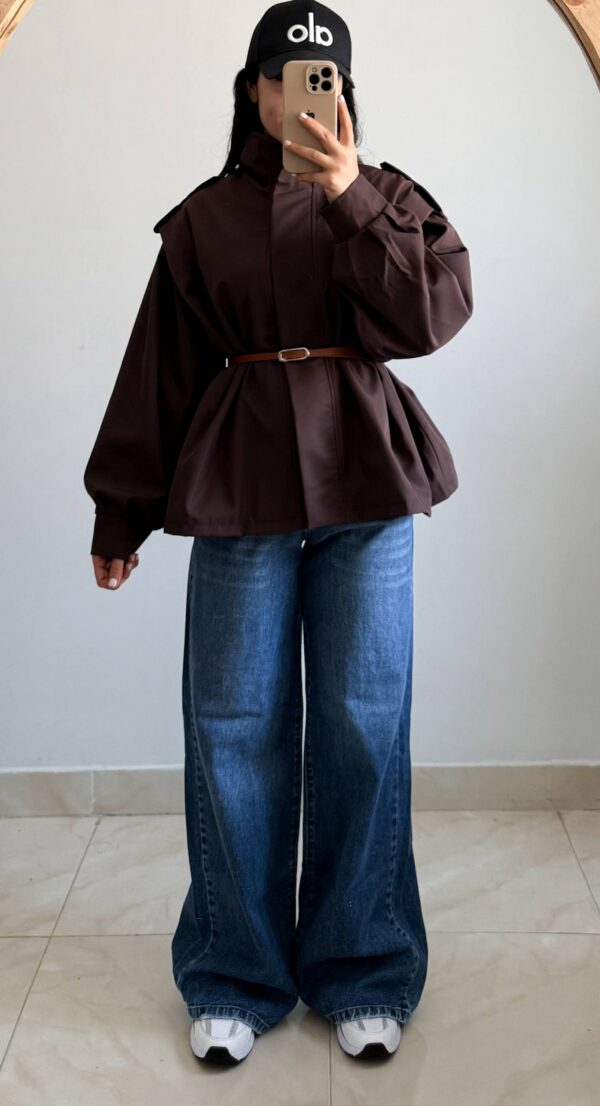 بارونی کمربند دار - نمای جلو با کمربند - کیلیک