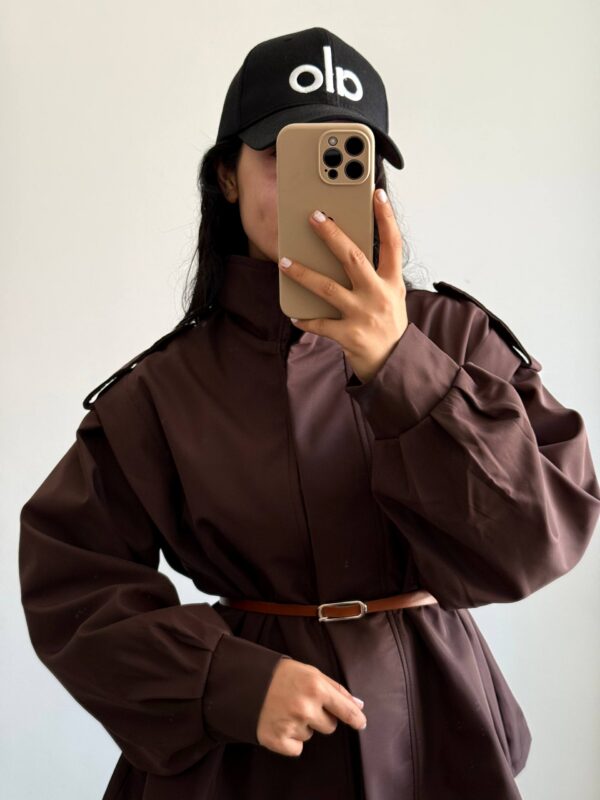 بارونی کمربند دار - جزئیات دکمه و آستین - کیلیک مشهد